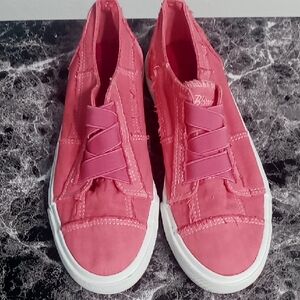 Pink Slip-On Sneakers By Blowfish Malibu Size 4